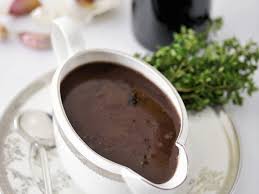 Bratensauce Mit Rotwein Rezept Bratensauce Lebensmittel Essen Rezepte
