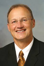 Former Deloitte senior partner Tim Hanley named Marquette's interim  business dean