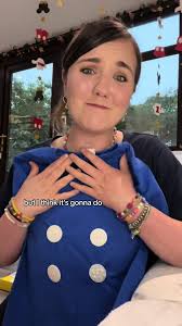 Juggling Mom and Daughter Disney