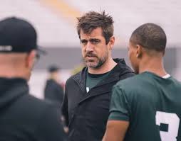 Aaron Rodgers' Net Worth & Salary Took a Huge Hit After Signing With the  New York Jets