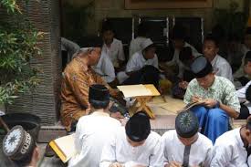 Kuliah maghrib oleh ustaz ahmad husam di masjid abu bakar as siddiq, bakar arang, sungai petani, kedah pada 21 ogos 2016. Adab Adab Pelajar Kepada Guru Menurut Kh Hasyim Asy Ari Iii Habis