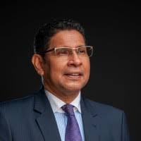 1200+ perfiles de «Piza»