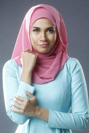 Ramlee, syafik kyle, eddy asraf, aliza shadan, nadia aqilah, hairi safwan. Izreen Menipu Sudah Jadi Madu Rupanya