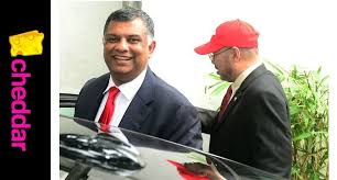The placing of such an advert is incomprehensible, he said. Airasia Ceo Tony Fernandes Amp Quot We Amp 39 Ve Got To Be The Lowest Cost And The Lowest Fare Amp Quot By Jon Steinberg Linkedin