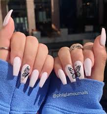 Nail Effect Glass In 2020 Best Acrylic Nails Fake Nails Butterfly Nail Art