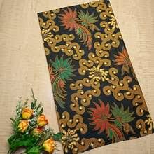 Toko grosir batik pekalongan kami menyediakan berbagai model batik pekalongan yang khas dan menarik untuk kebutuhan busana dan fashion anda, dari motif tradisional hingga corak batik modern dan kombinasi yang cantik, dengan desain mencakup aneka busana batik pria, batik wanita, sarimbit. Kain Batik Pekalongan Original Model Terbaru Harga Online Di Indonesia