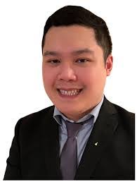 Hoang Do's Instagram, Twitter & Facebook