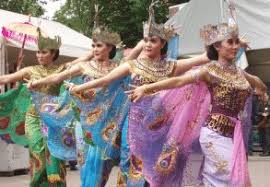 18 14 jeruk bali buah. Tarian Daerah 34 Provinsi Beserta Gambar Dan Asal Daerahnya
