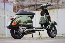 Oct 19, 2020 · vespa exclusive 2 menolak tua, kena modifikasi ala retro racing! Proses Repaint Bodi Vespa Exclusive 2 Ini Habiskan Biaya Rp 6 5 Jutaan Gridoto Com