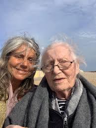 If you were new to Seaford what would be the perfect day? Local spots,  food, coffee.. anything we should know? Moving to the suburb soon! Posting  anonymously for privacy concerns. Thank you