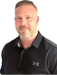 Mark Dolle's Instagram, Twitter & Facebook