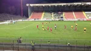 Последние твиты от kfc uerdingen 05 (@kfc_uerdingen). Kfc Uerdingen 05