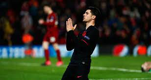 Tendencia a subir y bajar ahora le toca estar arriba, de hecho en lo más alto tras marcar frente al liverpool en el partido de octavos de final de la. Liverpool Atletico Madrid L Explication De L Etrange Celebration D Alvaro Morata