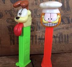 Vintage Estate Chef Garfield And Odie Pez Candy By Madvintology 5 00 Pez Candy Candy Dispenser Garfield And Odie