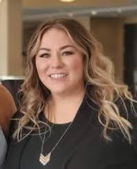 Claudette Gustafson's Instagram, Twitter & Facebook