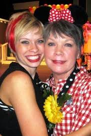 Does your kid love an audience?