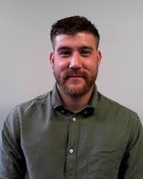 Carolyn Maclin's Instagram, Twitter & Facebook