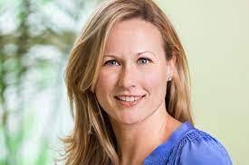 Lynda Noto's Instagram, Twitter & Facebook