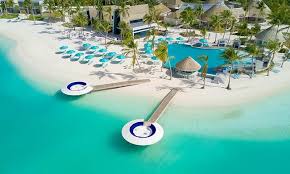 With over a 436,330 population of this small country only 200. Kandima Maldives Kandimas Maldives Emirates Holidays