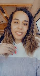 Tabitha York's Instagram, Twitter & Facebook