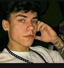 Badass Mafia Princess (Really Slow Updates)