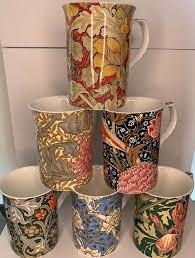 WILLIAM MORRIS COLLECTION Set of 6 Fine Bone China Castle Mugs