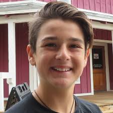 Clay Mclean's Instagram, Twitter & Facebook