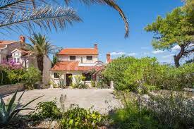 Haus zum kauf in insel auf dem kommunalen immobilienportal insel. Haus Kaufen Insel Brac Splitska Croatia Property Net