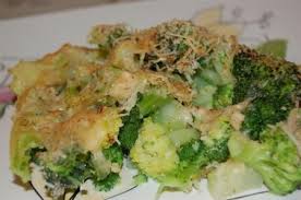 Ricette con broccolo innovative e tradizionali. Ricetta Broccoli Gratinati Con Formaggio E Pangrattato Ideericette