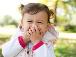 Bahan dasar obat untuk meredakan demam pada anak umumnya adalah parasetamol atau ibuprofen. Bila Si Kecil Kerap Muntah Jangan Panik Tapi Ini Langkah Awal Patut Dibuat Pa Ma