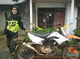 Buat yg mau modif vega ala ala adventure atau touring style bisa menjadi referensi. Modifikasi Trail Gtx Bebek Basis Mesin Yamaha Vega Setia1heri Com