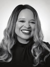 Alexis Roeder's Instagram, Twitter & Facebook