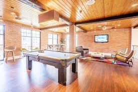 You'll find the nascar hall of fame a little more than half a mile south of downtown charlotte. Viagem Charlotte Modern 1 Bedroom 5 Min To Uptown Apartment Charlotte