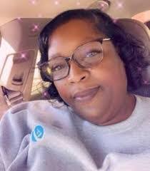 Laverne Norris's Instagram, Twitter & Facebook