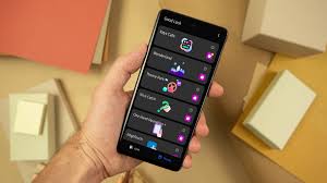 With every new phone obtaining a bigger display, it's getting harder to use these phones with one hand. Good Lock Boost Your Samsung Galaxy Experience Nextpit