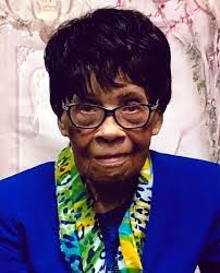 Alicia Smithson's Instagram, Twitter & Facebook