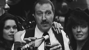 Gorden Kaye, bumbling cafe owner star of 'Allo 'Allo