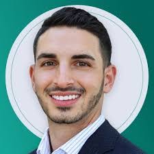 Derek Palumbo's Instagram, Twitter & Facebook