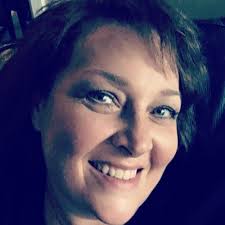 Alice Bourque's Instagram, Twitter & Facebook