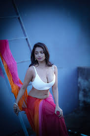 Being a queen in my own world 🥰✨❤️💃🏻