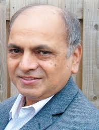 UNB Soldier of Humanity Award for Ganesh Devy