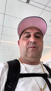 Delta sky lounge! Forgetaboutit @@