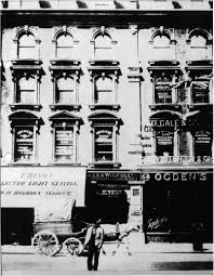 In order to prove its viability, the first commercial electric light system was installed on pearl street in the financial district of lower manhattan in 1882, bordering city hall. Kraftwerk Holborn Viaduct Wikipedia