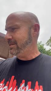 Can't stop this man's hustle ! Go get them Huffman Cajun House 🦞