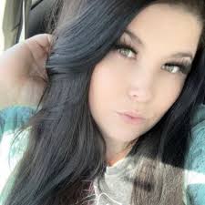 Nicole Lynn Cook (@momlifemeowlife)