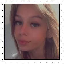 Bobbi Anne's Instagram, Twitter & Facebook