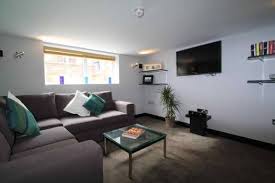 5 Bed Norwood Place Let Pads For Students Student Halls Universityaccommodation Accommodation Studentflats Student House Home Living Room House