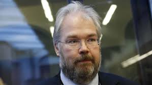 Pedersen går tilbake til gamlejobben