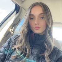 Nicole Hollenbeck's Instagram, Twitter & Facebook