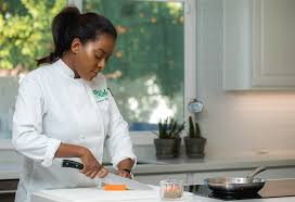 Culinary chef salary the average salary for a culinary chef in the united states is around $37,904 per year. Personal Chef Cost 2020 National Average Prices